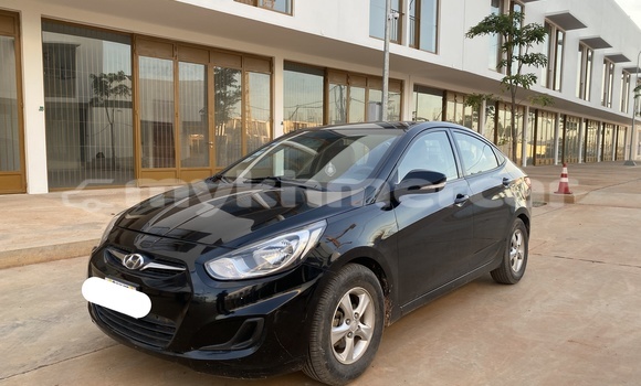 Acheter Occasion Voiture Hyundai Accent Noir à Siem Reap, Siem Reap Province Acheter Occasion Voiture Hyundai Accent Noir à Siem Reap, Siem Reap Province