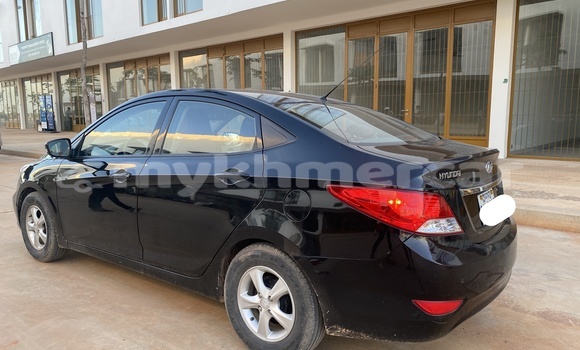 Acheter Occasion Voiture Hyundai Accent Noir à Siem Reap, Siem Reap Province Acheter Occasion Voiture Hyundai Accent Noir à Siem Reap, Siem Reap Province