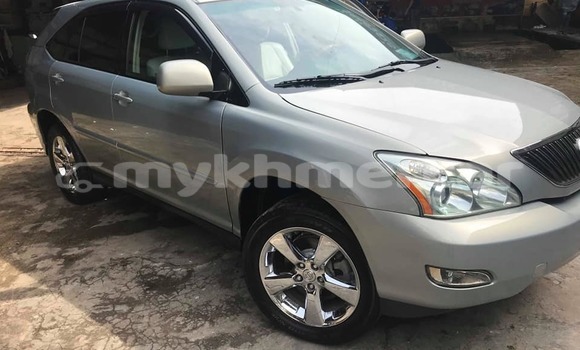 Acheter Occasion Voiture Lexus RX 330 Gris à Phnom Penh, Phnom Penh Acheter Occasion Voiture Lexus RX 330 Gris à Phnom Penh, Phnom Penh