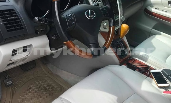Acheter Occasion Voiture Lexus RX 330 Gris à Phnom Penh, Phnom Penh Acheter Occasion Voiture Lexus RX 330 Gris à Phnom Penh, Phnom Penh