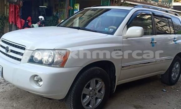 Buy Used Toyota Highlander White Car in Phnom Penh in Phnom Penh Buy Used Toyota Highlander White Car in Phnom Penh in Phnom Penh