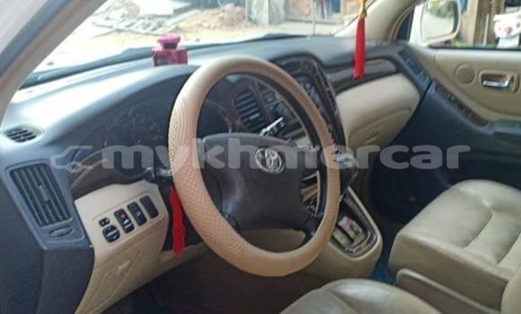 Buy Used Toyota Highlander White Car in Phnom Penh in Phnom Penh Buy Used Toyota Highlander White Car in Phnom Penh in Phnom Penh