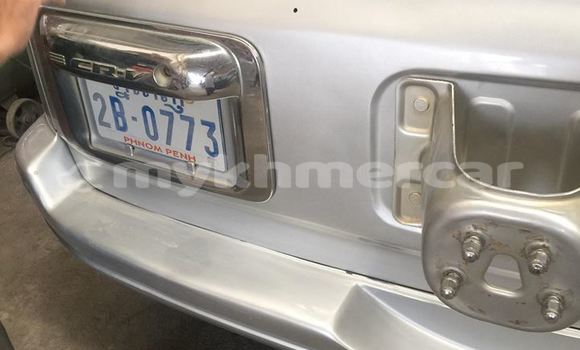 Acheter Occasion Voiture Honda CR–V Gris à Phnom Penh, Phnom Penh Acheter Occasion Voiture Honda CR–V Gris à Phnom Penh, Phnom Penh
