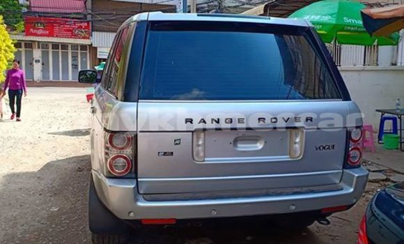 Buy Used Land Rover Range Rover Vogue Silver Car in Phnom Penh in Phnom Penh Buy Used Land Rover Range Rover Vogue Silver Car in Phnom Penh in Phnom Penh
