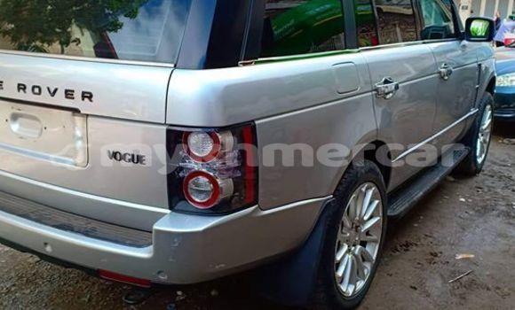 Buy Used Land Rover Range Rover Vogue Silver Car in Phnom Penh in Phnom Penh Buy Used Land Rover Range Rover Vogue Silver Car in Phnom Penh in Phnom Penh