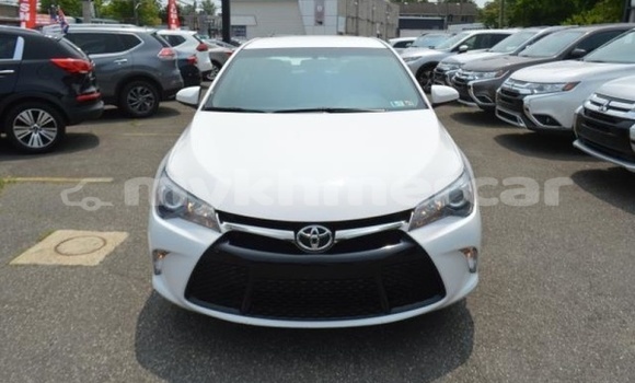 Buy Used Toyota Camry White Car in Khŭm Sráng in Kampong Speu Province Buy Used Toyota Camry White Car in Khŭm Sráng in Kampong Speu Province