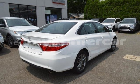 Buy Used Toyota Camry White Car in Khŭm Sráng in Kampong Speu Province Buy Used Toyota Camry White Car in Khŭm Sráng in Kampong Speu Province
