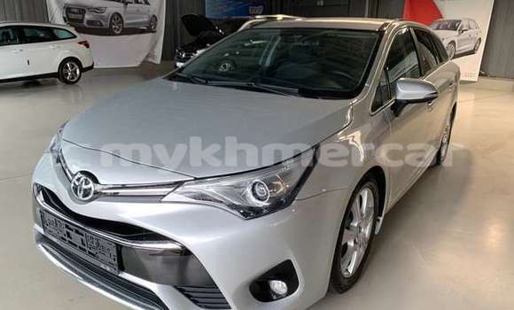 Buy Used Toyota Avensis Silver Car in Chbar Mon in Kampong Speu Province Buy Used Toyota Avensis Silver Car in Chbar Mon in Kampong Speu Province