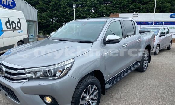 Buy Used Toyota Pickup Other Car in Dăm Thnăm in Kampot Province