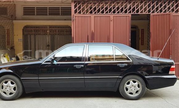 Buy Used Mercedes-Benz S-klasse Black Car in Phnom Penh in Phnom Penh