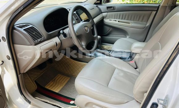 Buy Used Toyota Camry White Car in Amleang in Kampong Speu Province Buy Used Toyota Camry White Car in Amleang in Kampong Speu Province