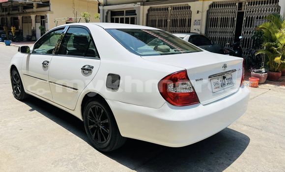 Buy Used Toyota Camry White Car in Amleang in Kampong Speu Province Buy Used Toyota Camry White Car in Amleang in Kampong Speu Province