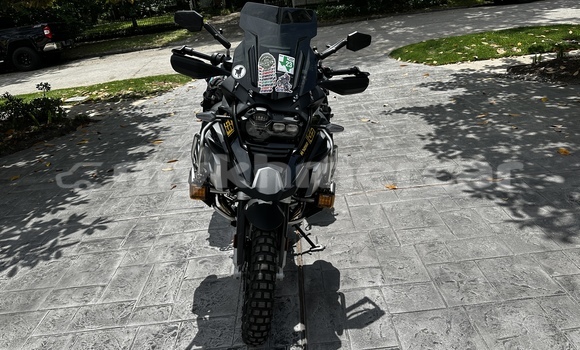 Buy Used BMW R1200GS Adventure Black Bike in Banteay Meanchey in Banteay Meanchey Province Buy Used BMW R1200GS Adventure Black Bike in Banteay Meanchey in Banteay Meanchey Province