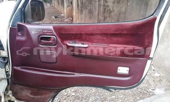 Buy Used Toyota Hiace Beige Car in Phnom Penh in Phnom Penh Buy Used Toyota Hiace Beige Car in Phnom Penh in Phnom Penh