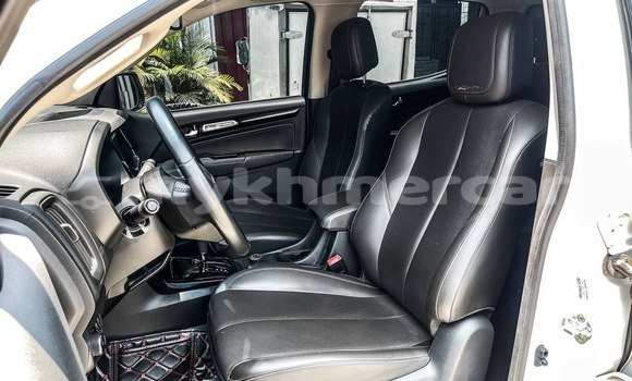 Acheter Occasion Voiture Chevrolet Colorado Blanc à Phnom Penh, Phnom Penh Acheter Occasion Voiture Chevrolet Colorado Blanc à Phnom Penh, Phnom Penh