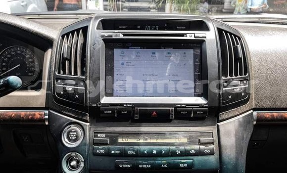 Acheter Occasion Voiture Toyota Land Cruiser Blanc à Phnom Penh, Phnom Penh Acheter Occasion Voiture Toyota Land Cruiser Blanc à Phnom Penh, Phnom Penh