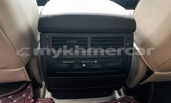 Acheter Occasion Voiture Toyota Land Cruiser Blanc à Phnom Penh, Phnom Penh Acheter Occasion Voiture Toyota Land Cruiser Blanc à Phnom Penh, Phnom Penh