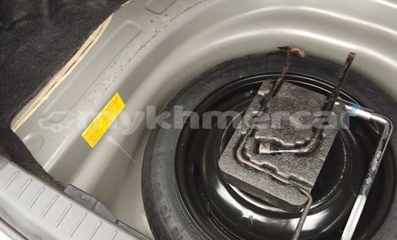 Acheter Occasion Voiture Toyota Corolla Beige à Siem Reap, Siem Reap Province Acheter Occasion Voiture Toyota Corolla Beige à Siem Reap, Siem Reap Province