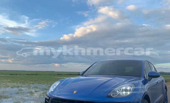Acheter Occasion Voiture Porsche Macan Bleu à Phnom Penh, Phnom Penh