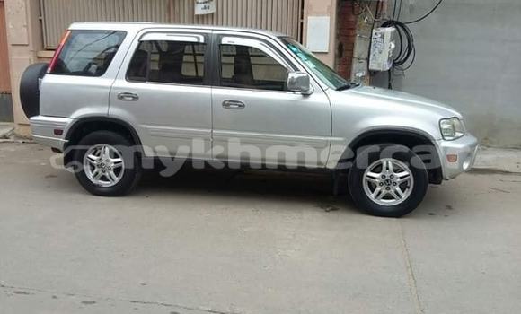 Buy Used Honda CR–V Silver Car in Siem Reap in Siem Reap Province