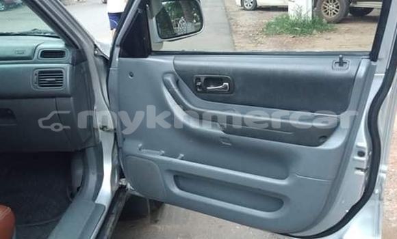 Acheter Occasion Voiture Honda CR–V Gris à Siem Reap, Siem Reap Province Acheter Occasion Voiture Honda CR–V Gris à Siem Reap, Siem Reap Province