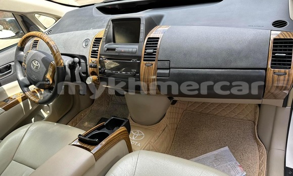 Acheter Occasion Voiture Toyota Prius Blanc à Phnom Penh, Phnom Penh Acheter Occasion Voiture Toyota Prius Blanc à Phnom Penh, Phnom Penh