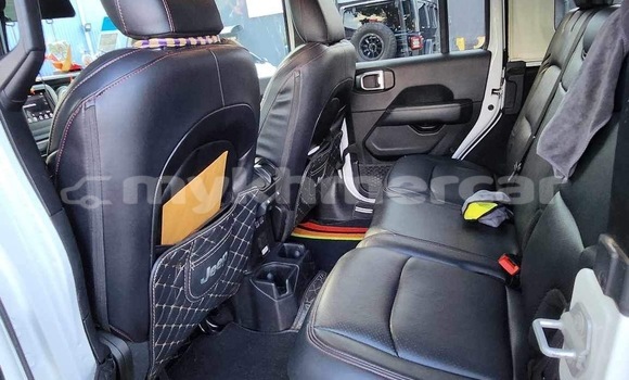 Acheter Occasion Voiture Jeep Wrangler Blanc à Phnom Penh, Phnom Penh Acheter Occasion Voiture Jeep Wrangler Blanc à Phnom Penh, Phnom Penh