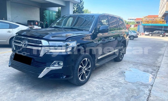 Acheter Occasion Voiture Toyota Land Cruiser Noir à Phnom Penh, Phnom Penh Acheter Occasion Voiture Toyota Land Cruiser Noir à Phnom Penh, Phnom Penh