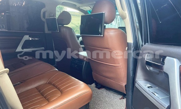 Acheter Occasion Voiture Toyota Land Cruiser Noir à Phnom Penh, Phnom Penh Acheter Occasion Voiture Toyota Land Cruiser Noir à Phnom Penh, Phnom Penh