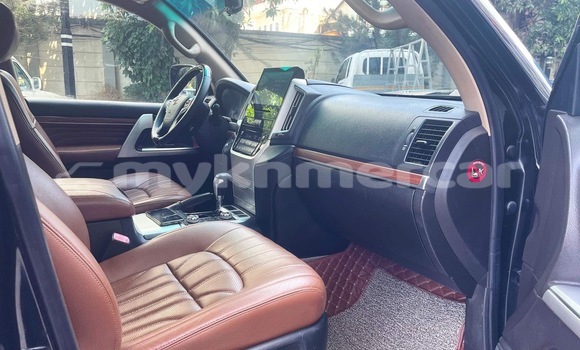 Acheter Occasion Voiture Toyota Land Cruiser Noir à Phnom Penh, Phnom Penh Acheter Occasion Voiture Toyota Land Cruiser Noir à Phnom Penh, Phnom Penh