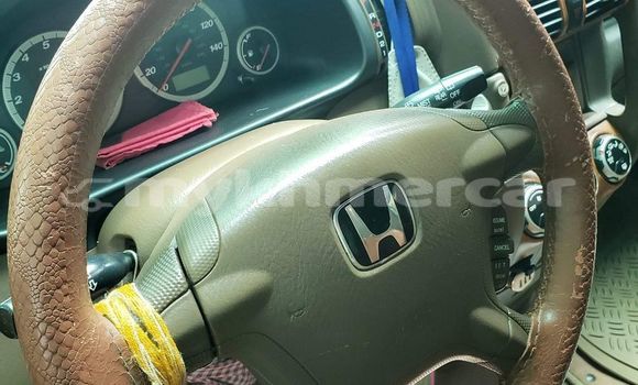 Acheter Occasion Voiture Honda CR–V Blanc à Siem Reap, Siem Reap Province Acheter Occasion Voiture Honda CR–V Blanc à Siem Reap, Siem Reap Province