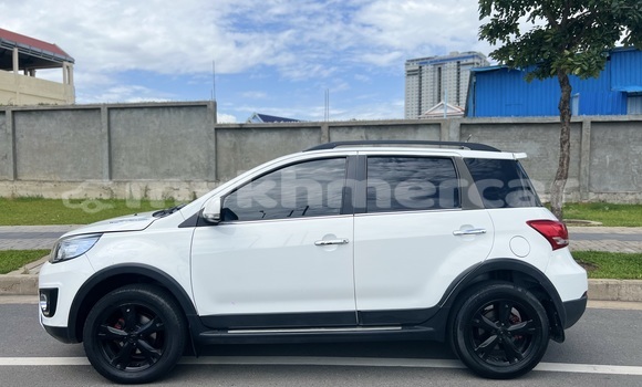 Acheter Occasion Voiture Great Wall Hover M4 Blanc à Phnom Penh, Phnom Penh Acheter Occasion Voiture Great Wall Hover M4 Blanc à Phnom Penh, Phnom Penh