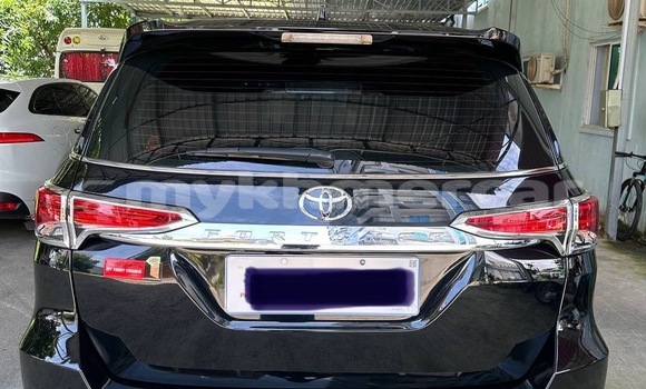 Buy Used Toyota Fortuner Black Car in Sihanoukville in Sihanoukville Province Buy Used Toyota Fortuner Black Car in Sihanoukville in Sihanoukville Province
