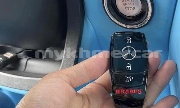 Buy Used Mercedes-Benz G-klasse White Car in Phnom Penh in Phnom Penh Buy Used Mercedes-Benz G-klasse White Car in Phnom Penh in Phnom Penh