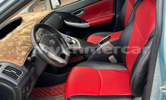 Buy Used Toyota Prius Green Car in Phnom Penh in Phnom Penh Buy Used Toyota Prius Green Car in Phnom Penh in Phnom Penh