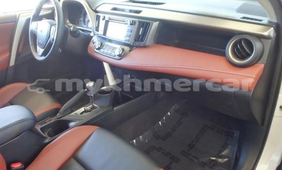 Buy Used Toyota RAV4 White Car in Phnom Penh in Phnom Penh Buy Used Toyota RAV4 White Car in Phnom Penh in Phnom Penh