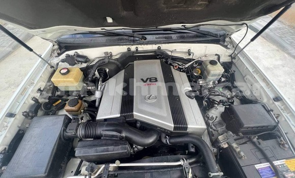 Buy Used Lexus LX White Car in Phnom Penh in Phnom Penh Buy Used Lexus LX White Car in Phnom Penh in Phnom Penh