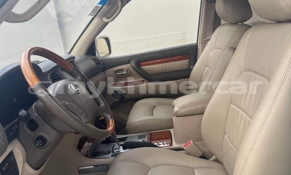 Buy Used Lexus LX White Car in Phnom Penh in Phnom Penh Buy Used Lexus LX White Car in Phnom Penh in Phnom Penh