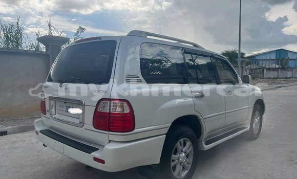 Buy Used Lexus LX White Car in Phnom Penh in Phnom Penh Buy Used Lexus LX White Car in Phnom Penh in Phnom Penh