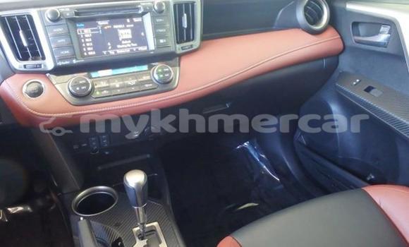 Buy Used Toyota RAV4 White Car in Phnom Penh in Phnom Penh Buy Used Toyota RAV4 White Car in Phnom Penh in Phnom Penh