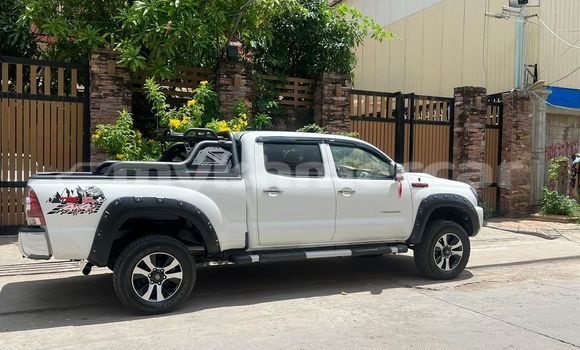 ទិញ បានប្រើ Toyota Tacoma White ឡាន} ក្នុង Phnom Penh ក្នុង Phnom Penh ទិញ បានប្រើ Toyota Tacoma White ឡាន} ក្នុង Phnom Penh ក្នុង Phnom Penh
