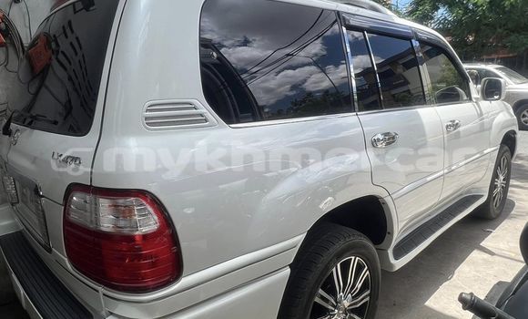 Buy Used Lexus LX 570 White Car in Phnom Penh in Phnom Penh Buy Used Lexus LX 570 White Car in Phnom Penh in Phnom Penh