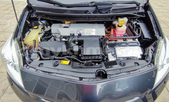 Buy Used Toyota Prius Silver Car in Phnom Penh in Phnom Penh Buy Used Toyota Prius Silver Car in Phnom Penh in Phnom Penh