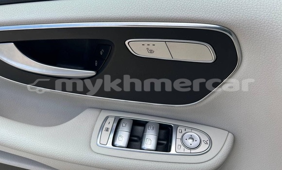 Buy Used Mercedes-Benz 250 White Car in Phnom Penh in Phnom Penh Buy Used Mercedes-Benz 250 White Car in Phnom Penh in Phnom Penh