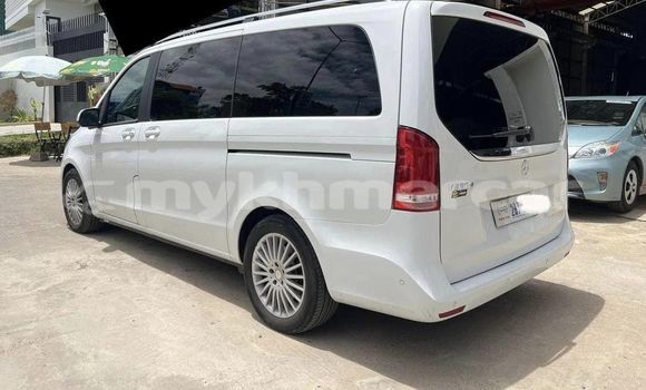 Buy Used Mercedes-Benz V-klasse White Car in Phnom Penh in Phnom Penh Buy Used Mercedes-Benz V-klasse White Car in Phnom Penh in Phnom Penh