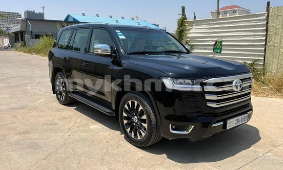 Buy Used Toyota Land Cruiser Black Car in Phnom Penh in Phnom Penh Buy Used Toyota Land Cruiser Black Car in Phnom Penh in Phnom Penh