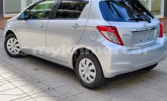 Buy Used Toyota Vitz Silver Car in Phnom Penh in Phnom Penh Buy Used Toyota Vitz Silver Car in Phnom Penh in Phnom Penh