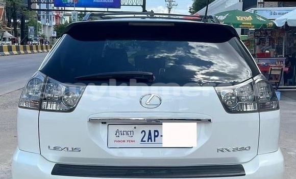 Buy Used Lexus RX 330 White Car in Phnom Penh in Phnom Penh Buy Used Lexus RX 330 White Car in Phnom Penh in Phnom Penh