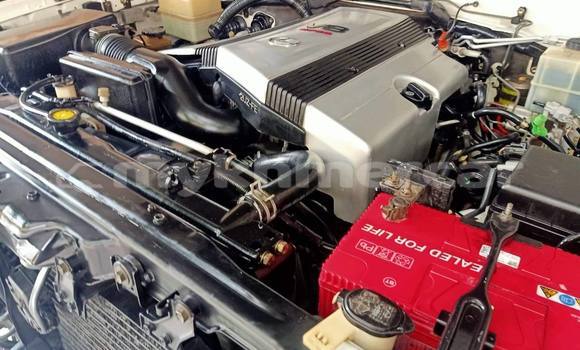 Buy Used Lexus LX White Car in Phnom Penh in Phnom Penh Buy Used Lexus LX White Car in Phnom Penh in Phnom Penh