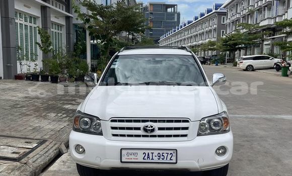 Buy Used Toyota Highlander White Car in Phnom Penh in Phnom Penh Buy Used Toyota Highlander White Car in Phnom Penh in Phnom Penh
